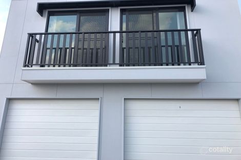 33b Charlotte Ave, Bells Creek, QLD 4551