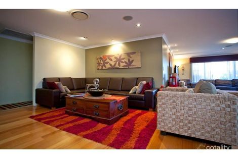 Property photo of 11 Tandara Fairway Tapping WA 6065