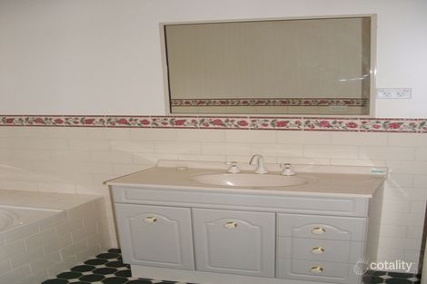 Property photo of 2/147 Seymour Street Bathurst NSW 2795