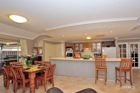 74 Montoro Dr, Port Kennedy, WA 6172