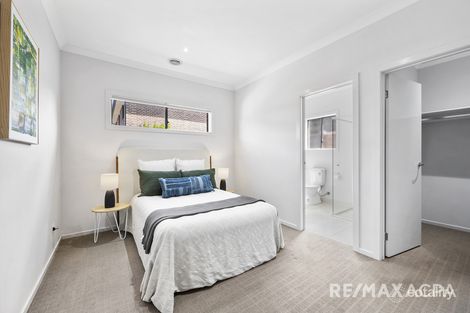 Property photo of 15 Pembridge Avenue Williams Landing VIC 3027