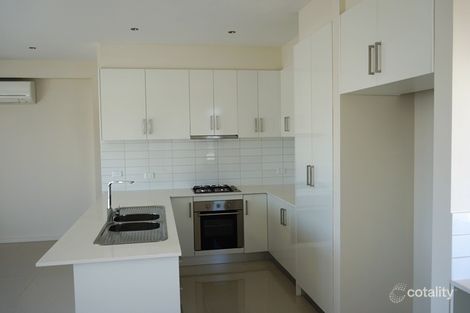 Property photo of 6/106 The Esplanade Caroline Springs VIC 3023