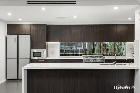 92 Alderton Dr, Colebee, NSW 2761