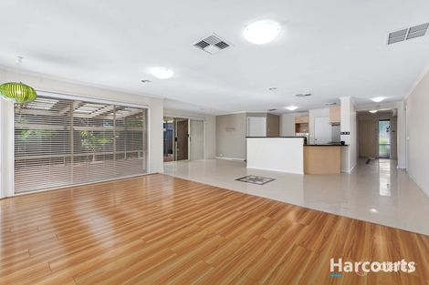 Property photo of 14 Chiswick Crescent Derrimut VIC 3026