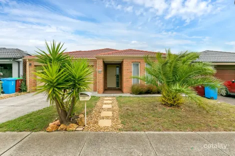 28 Ventasso St, Clyde North, VIC 3978