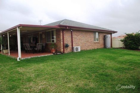 Property photo of 24 Guinea Flower Crescent Worrigee NSW 2540