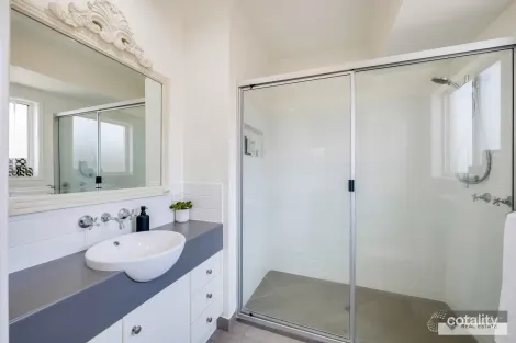 Property photo of 10 Sergiacomi Drive Kalkie QLD 4670