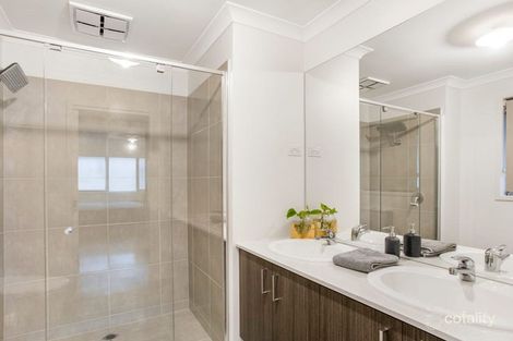 Property photo of 8 Lothbury Drive Clyde North VIC 3978