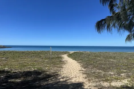 Property photo of 8 Marina Beach Parade Mackay Harbour QLD 4740