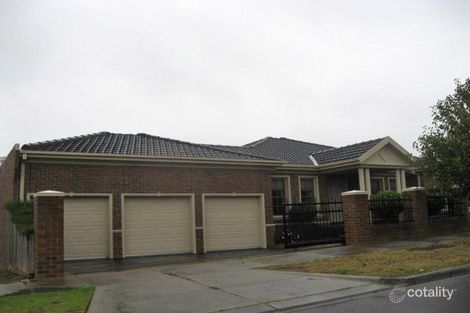 33 Faye Cres, Keilor, VIC 3036
