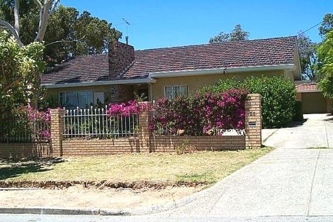 Property photo of 26 Linton Road Attadale WA 6156