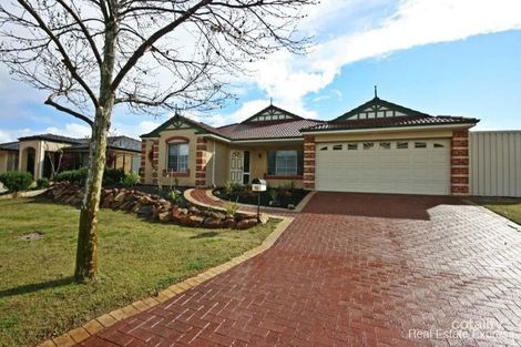 92 Towncentre Dr, Thornlie, WA 6108