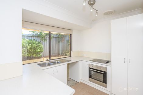 Property photo of 8A Dosinia Place Heathridge WA 6027