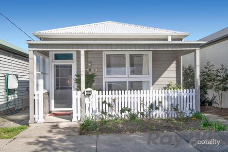 17 Young St, Carrington, NSW 2294