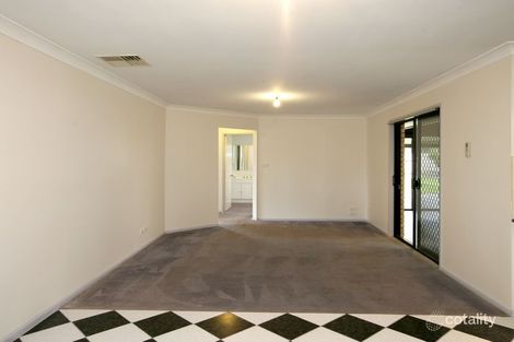 Property photo of 7 Mackay Place Ashmont NSW 2650