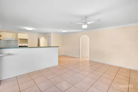 Property photo of 16 Elbe Place Meadowbrook QLD 4131