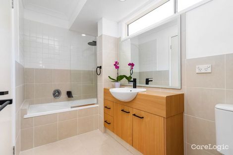 Property photo of 174 Easthill Drive Robina QLD 4226