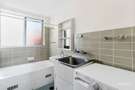 Property photo of 2/27 Dover Road Botany NSW 2019