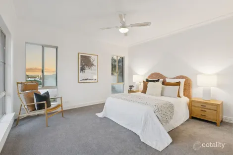 Property photo of 5 The Lanterns Carine WA 6020