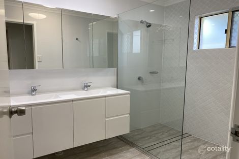 Property photo of 1/11 Ribbon Court Glenella QLD 4740