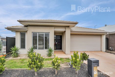 Property photo of 32 Coolamon Drive Craigieburn VIC 3064