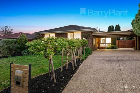 Property photo of 22 Mowbray Drive Wantirna South VIC 3152