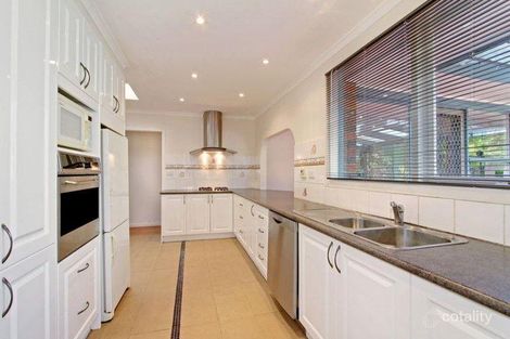 Property photo of 32 Shadowplay Road Mooroolbark VIC 3138