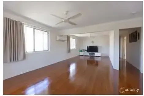 Property photo of 196 Esplanade Point Vernon QLD 4655