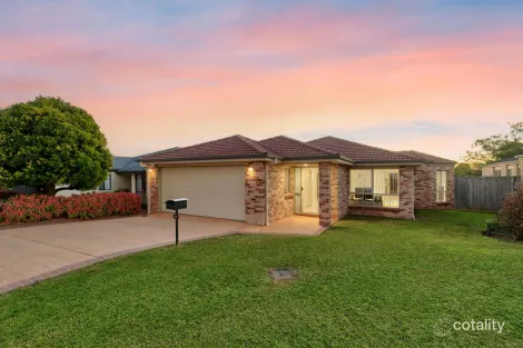 17 Pinedale Cres, Parkinson, QLD 4115