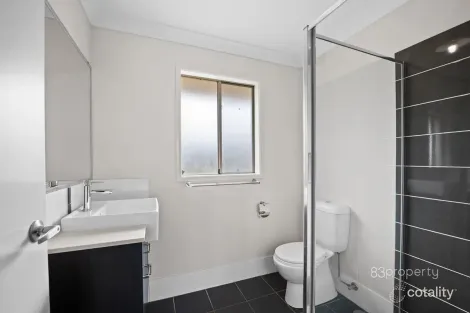 Property photo of 12 Pemberton Place Hatton Vale QLD 4341