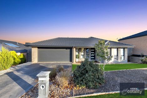 Property photo of 5 Cromarty Circuit Darley VIC 3340