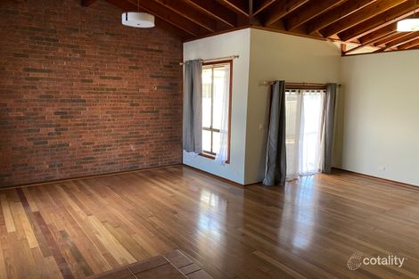 Property photo of 5 Winton Avenue Edensor Park NSW 2176