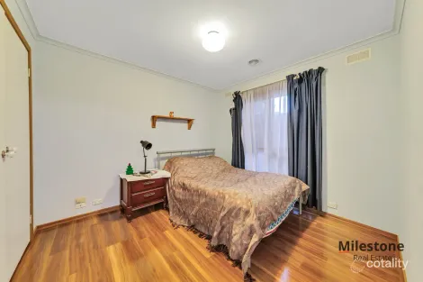 Property photo of 32 Wilkinson Street Hoppers Crossing VIC 3029
