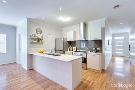 Property photo of 28 Cradle Mountain Drive Craigieburn VIC 3064