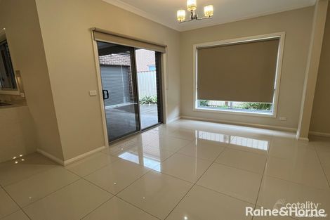 Property photo of 12 Pinnacle Way Fraser Rise VIC 3336