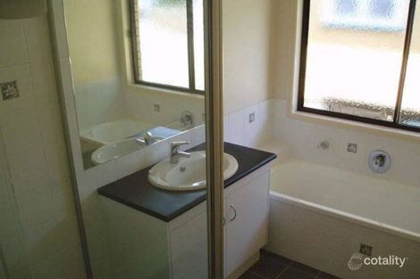 Property photo of 45 Roseberry Parade Wynnum West QLD 4178