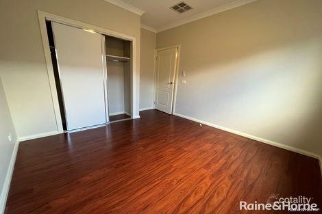 Property photo of 12 Pinnacle Way Fraser Rise VIC 3336