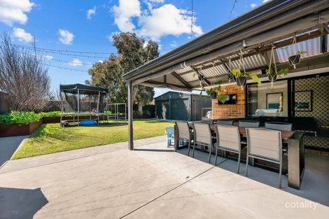 7 Lakewook Cove, Kenwick, WA 6107