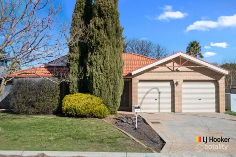 Property photo of 17 Narran Street Amaroo ACT 2914