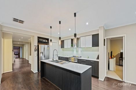 Property photo of 6 Dunstan Street Cranbourne East VIC 3977