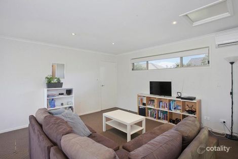 Property photo of 5 Devlin Street Gungahlin ACT 2912