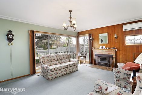Property photo of 21 Forfar Road Hamlyn Heights VIC 3215