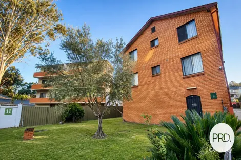 6/1 Waterside Cres, Carramar, NSW 2163