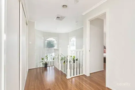 Property photo of 90 Ward Road Berwick VIC 3806