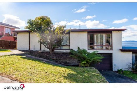 Property photo of 2/5 Tanina Street Kingston Beach TAS 7050