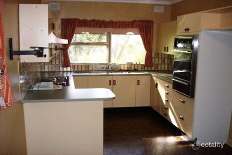 Property photo of 30 Sylvan Way Glenalta SA 5052