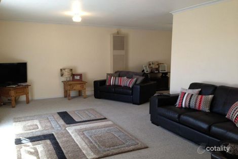 5 Parham Ct, Evanston Park, SA 5116