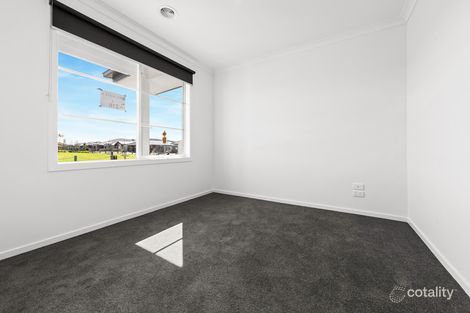 Property photo of 3 Ringtail Place Beveridge VIC 3753