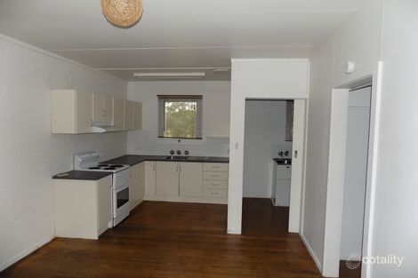 Property photo of 2 Davis Street Heyfield VIC 3858