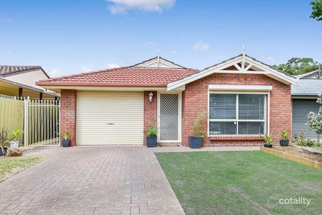 24 Acacia Rd, Morphett Vale, SA 5162